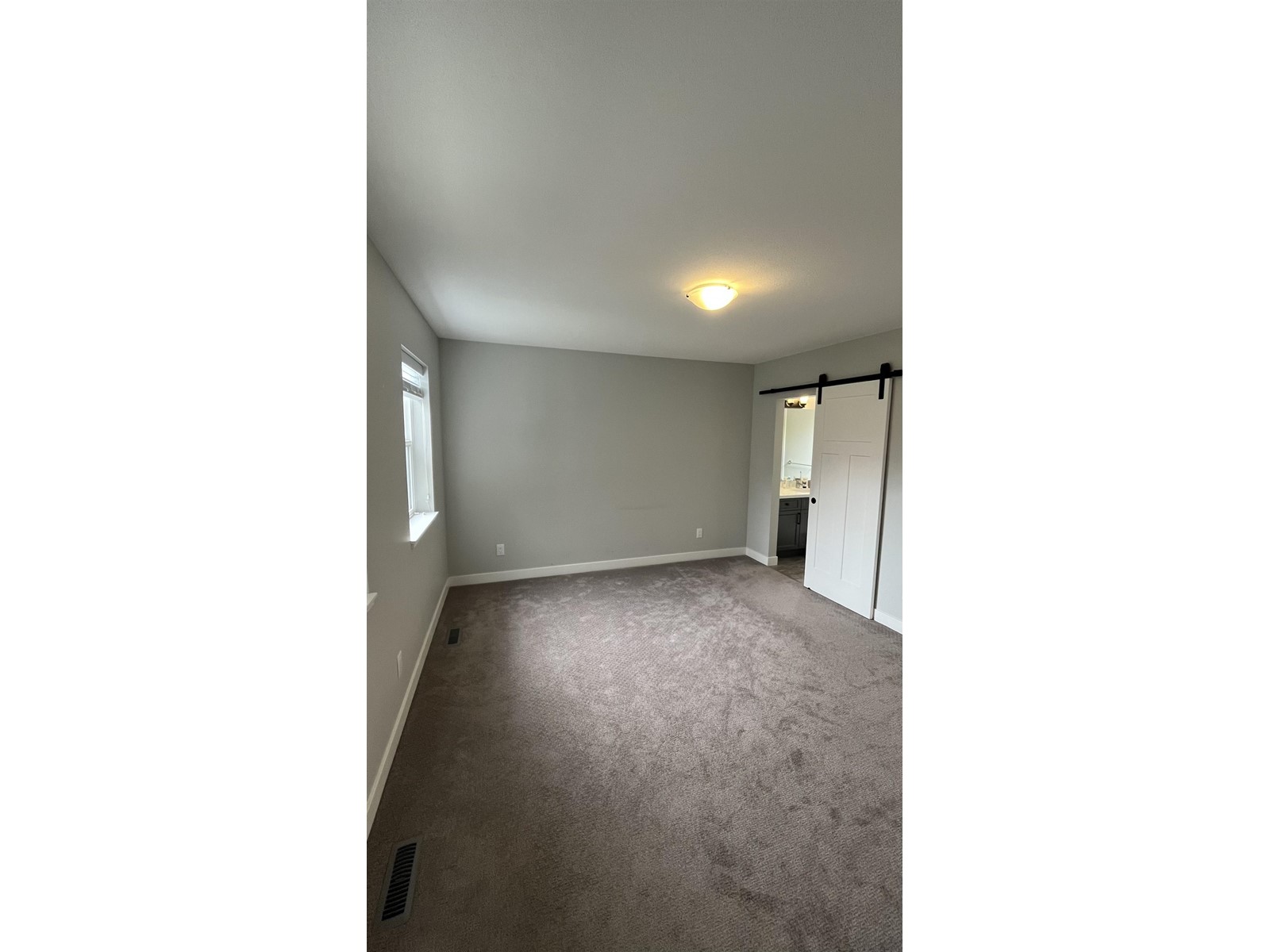 754 Wright Road, Gibsons, British Columbia  V0N 1V7 - Photo 14 - R2765939