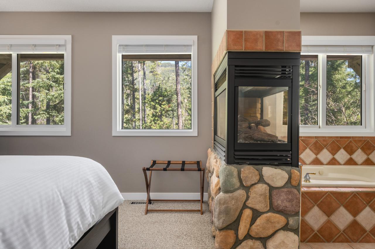 2136 Panorama Drive, Panorama, British Columbia  V0A 1T0 - Photo 17 - 2469981