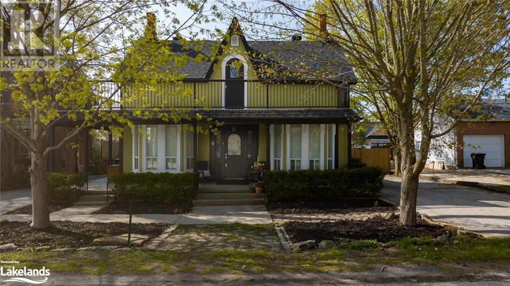 5 Elizabeth Street W, Creemore, Ontario L0M 1G0 (25454148)