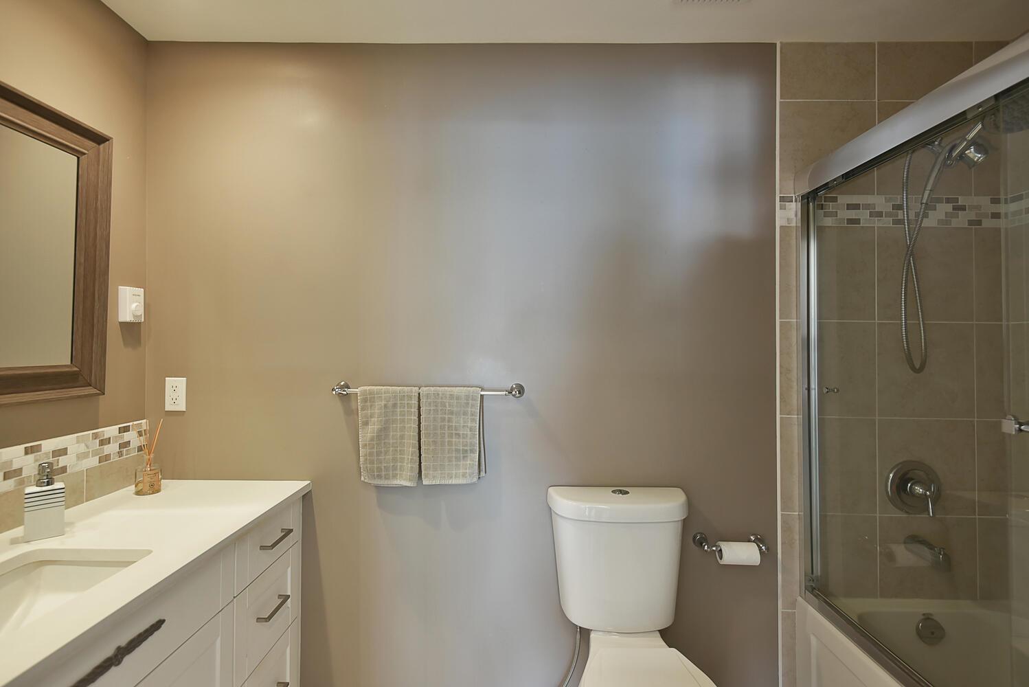 508 Marine Drive, Gibsons, British Columbia  V0N 1V1 - Photo 17 - R2766786