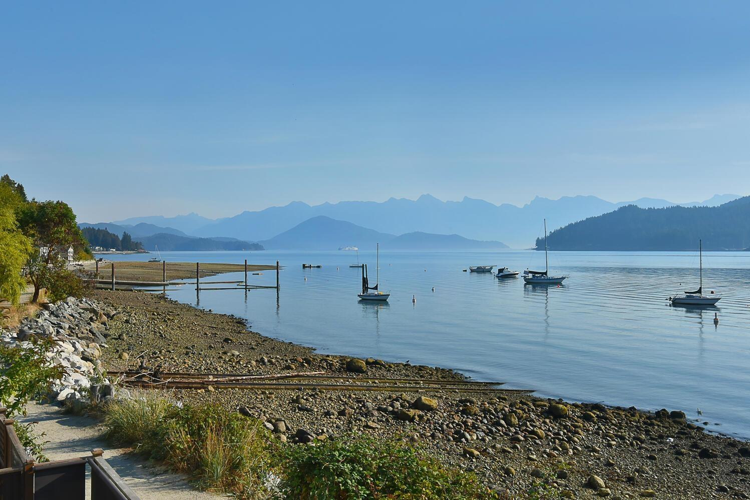 508 Marine Drive, Gibsons, British Columbia  V0N 1V1 - Photo 4 - R2766786