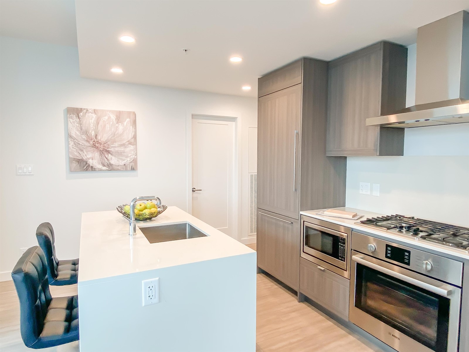 2004 2311 Beta Avenue, Burnaby, British Columbia  V5C 0M1 - Photo 11 - R2766845