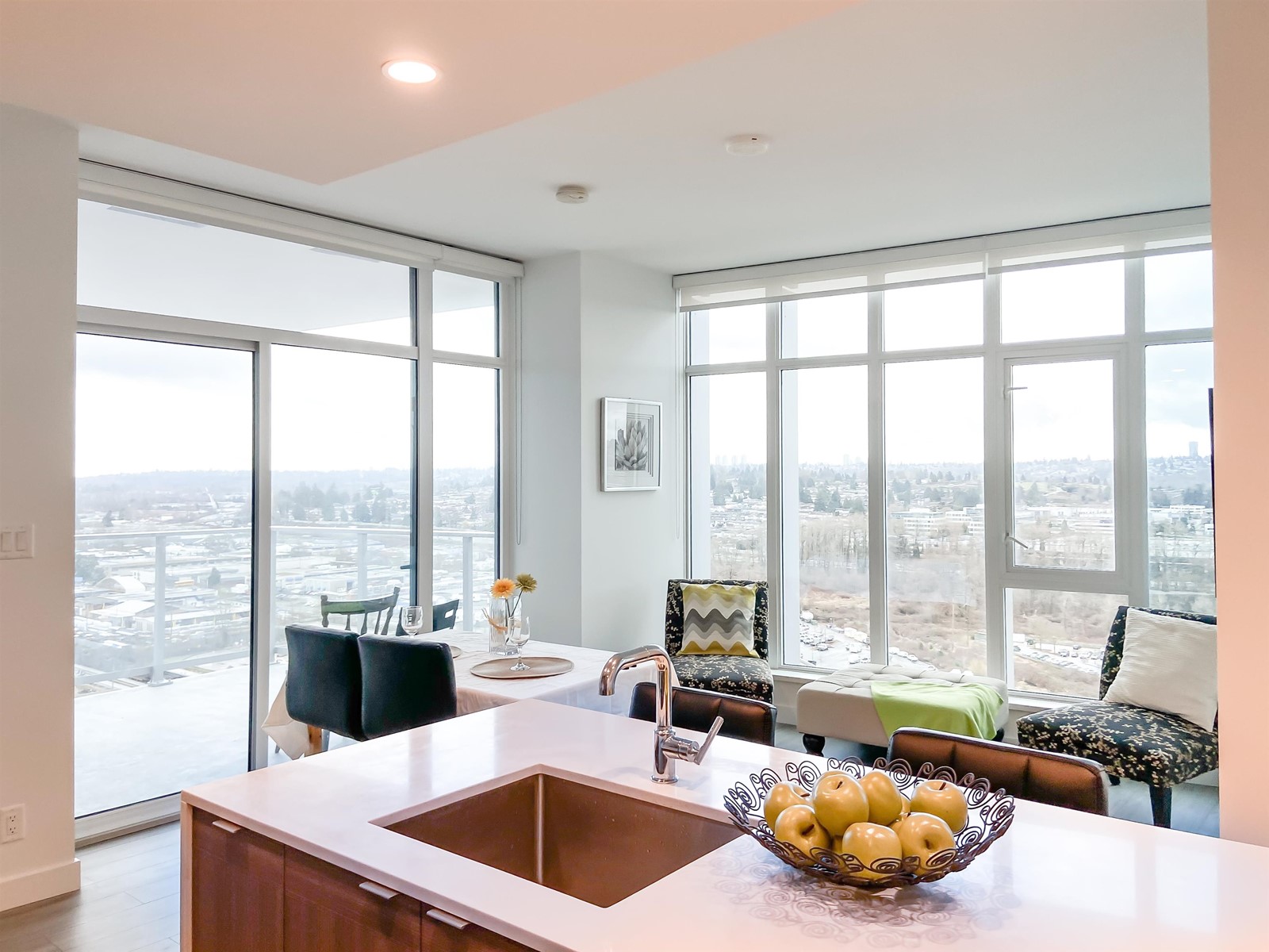 2004 2311 Beta Avenue, Burnaby, British Columbia  V5C 0M1 - Photo 9 - R2766845