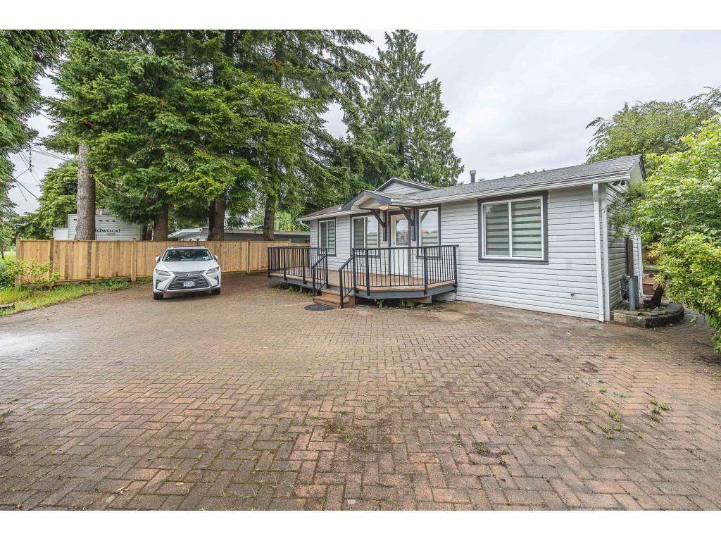 20367 Kent Street, Maple Ridge, British Columbia  V2X 1A7 - Photo 3 - R2766817