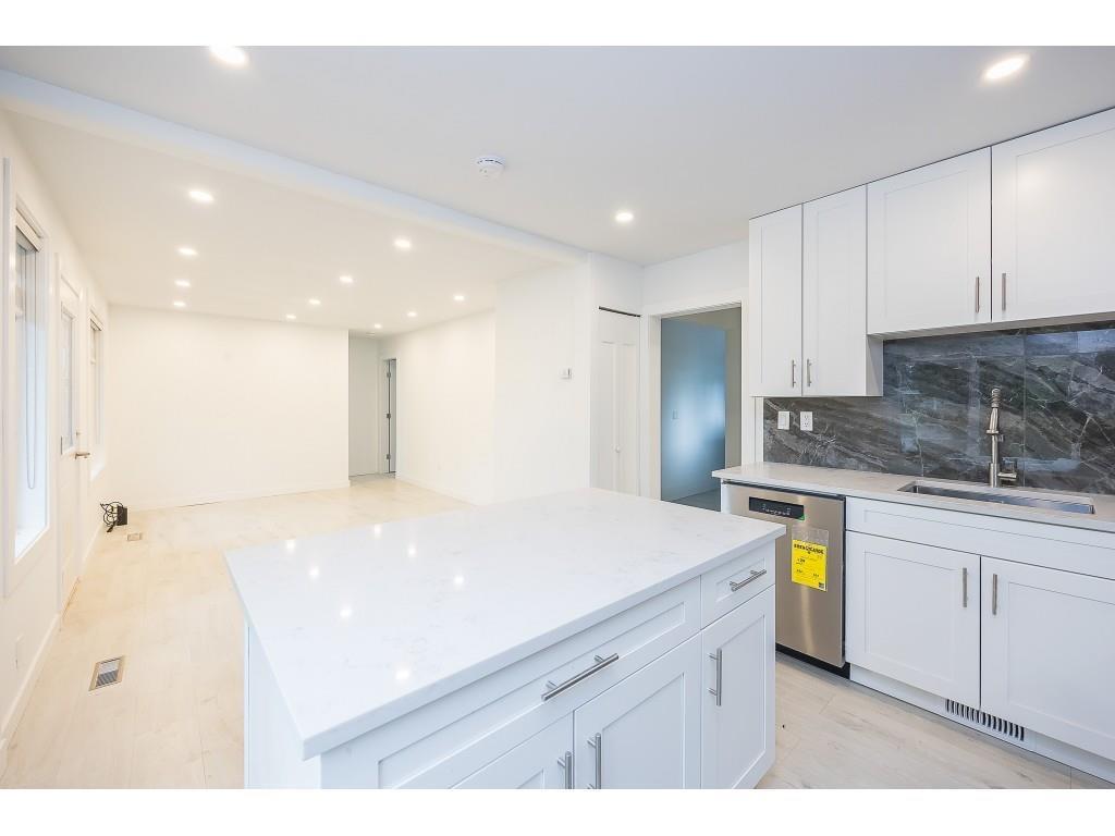 20367 Kent Street, Maple Ridge, British Columbia  V2X 1A7 - Photo 9 - R2766817