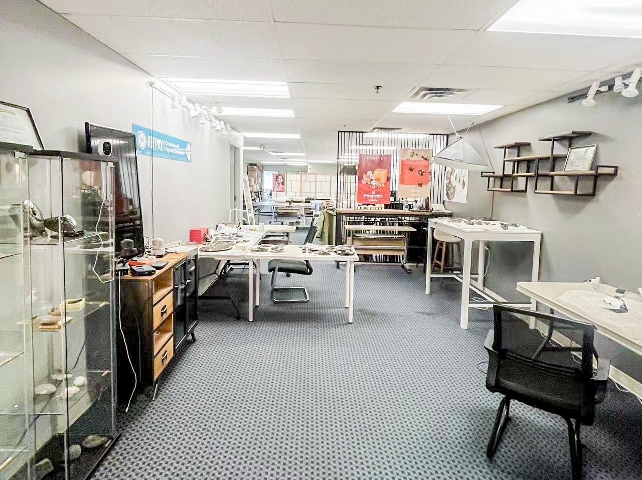 207 3751 North Fraser Way, Burnaby, British Columbia  V5J 5G4 - Photo 10 - C8050800