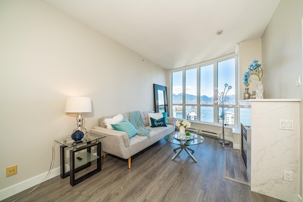 Listing Picture 3 of 28 : 3208 1239 W GEORGIA STREET, Vancouver / 溫哥華 - 魯藝地產 Yvonne Lu Group - MLS Medallion Club Member