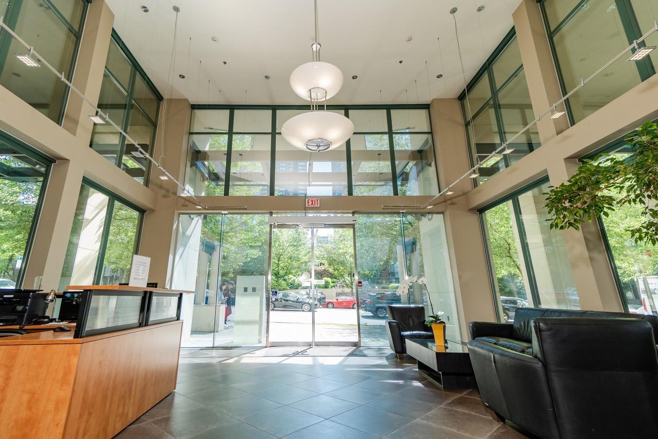 Listing Picture 21 of 28 : 3208 1239 W GEORGIA STREET, Vancouver / 溫哥華 - 魯藝地產 Yvonne Lu Group - MLS Medallion Club Member