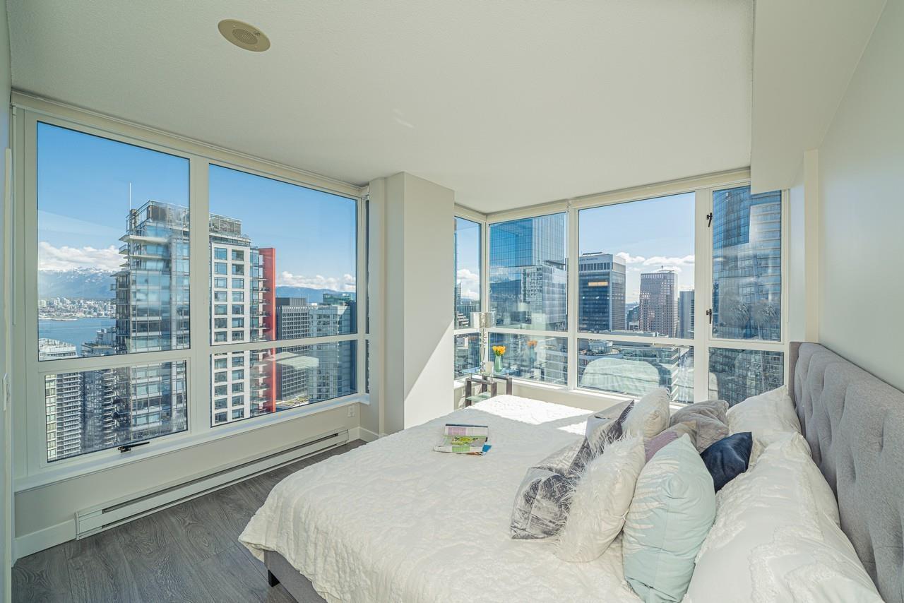 Listing Picture 13 of 28 : 3208 1239 W GEORGIA STREET, Vancouver / 溫哥華 - 魯藝地產 Yvonne Lu Group - MLS Medallion Club Member