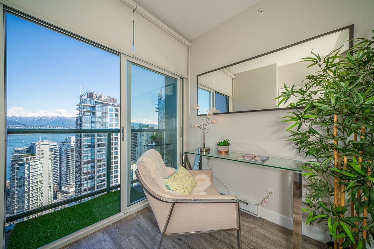 Listing Picture 12 of 28 : 3208 1239 W GEORGIA STREET, Vancouver / 溫哥華 - 魯藝地產 Yvonne Lu Group - MLS Medallion Club Member