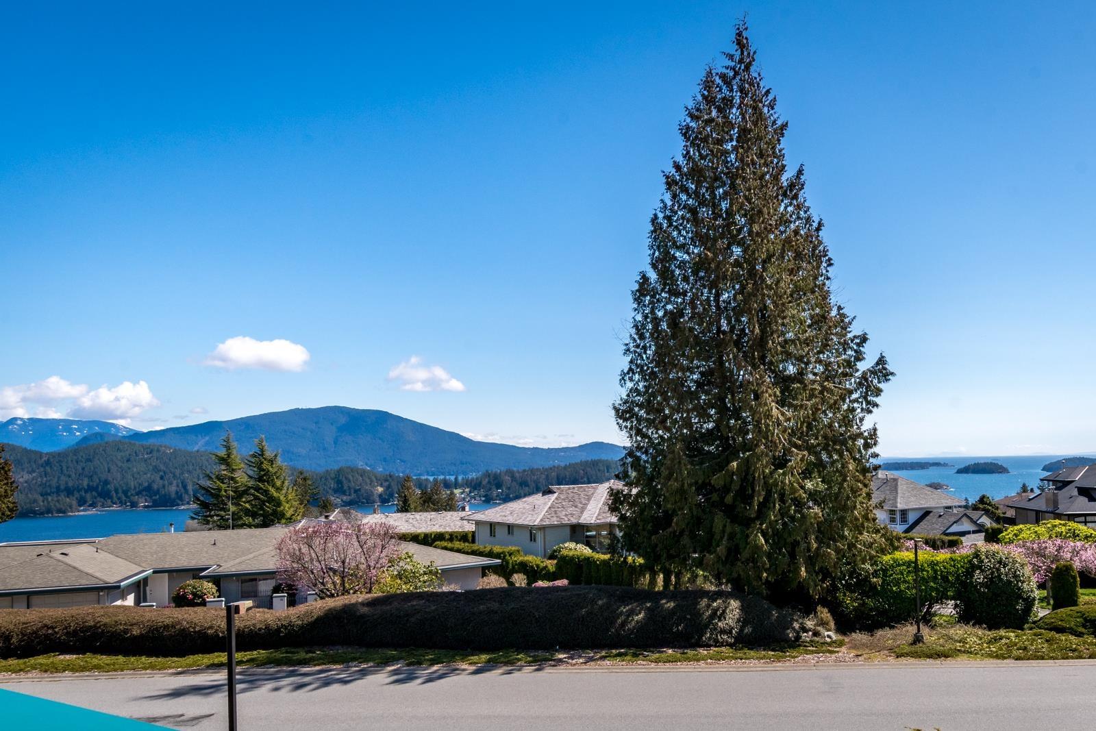 30 555 Eaglecrest Drive, Gibsons, British Columbia  V0N 1V8 - Photo 4 - R2768389