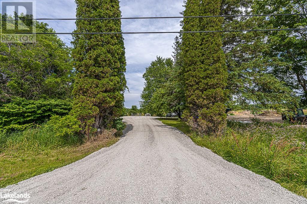 2059 Upper Big Chute Road, Coldwater, Ontario  L0K 1E0 - Photo 2 - 40392150