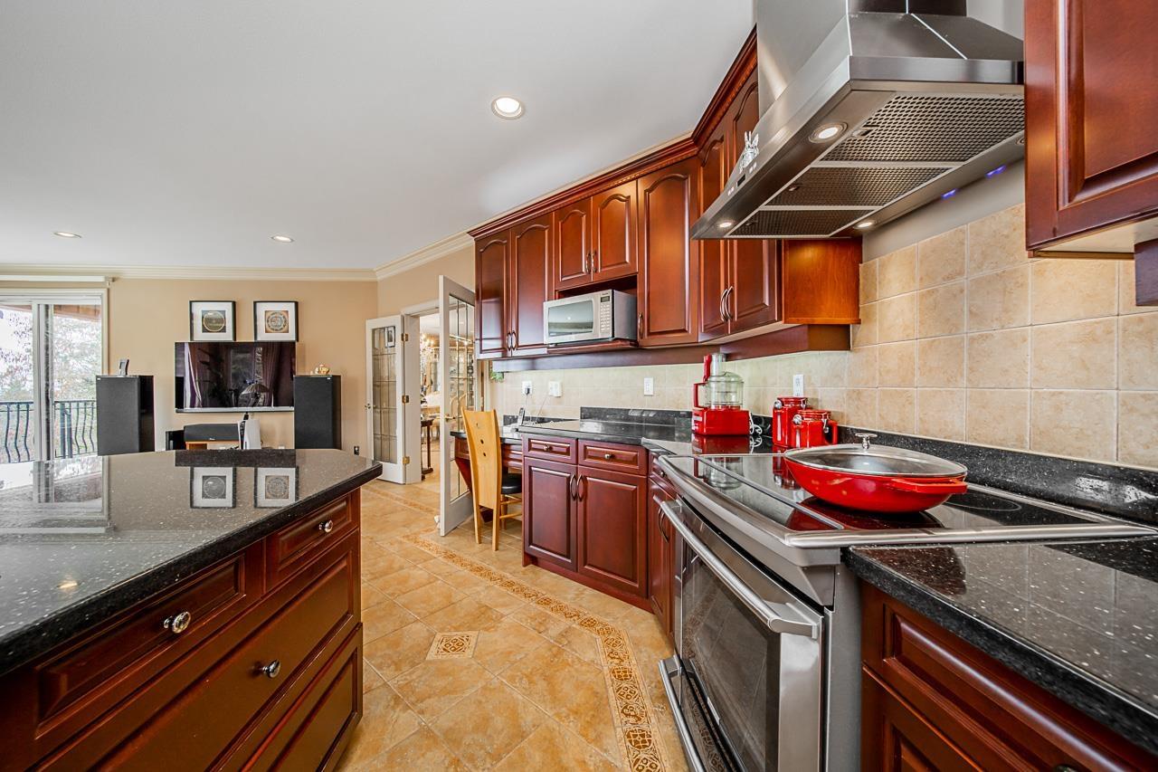 2138 Braeside Place, Coquitlam, British Columbia  V3E 3L3 - Photo 9 - R2768657