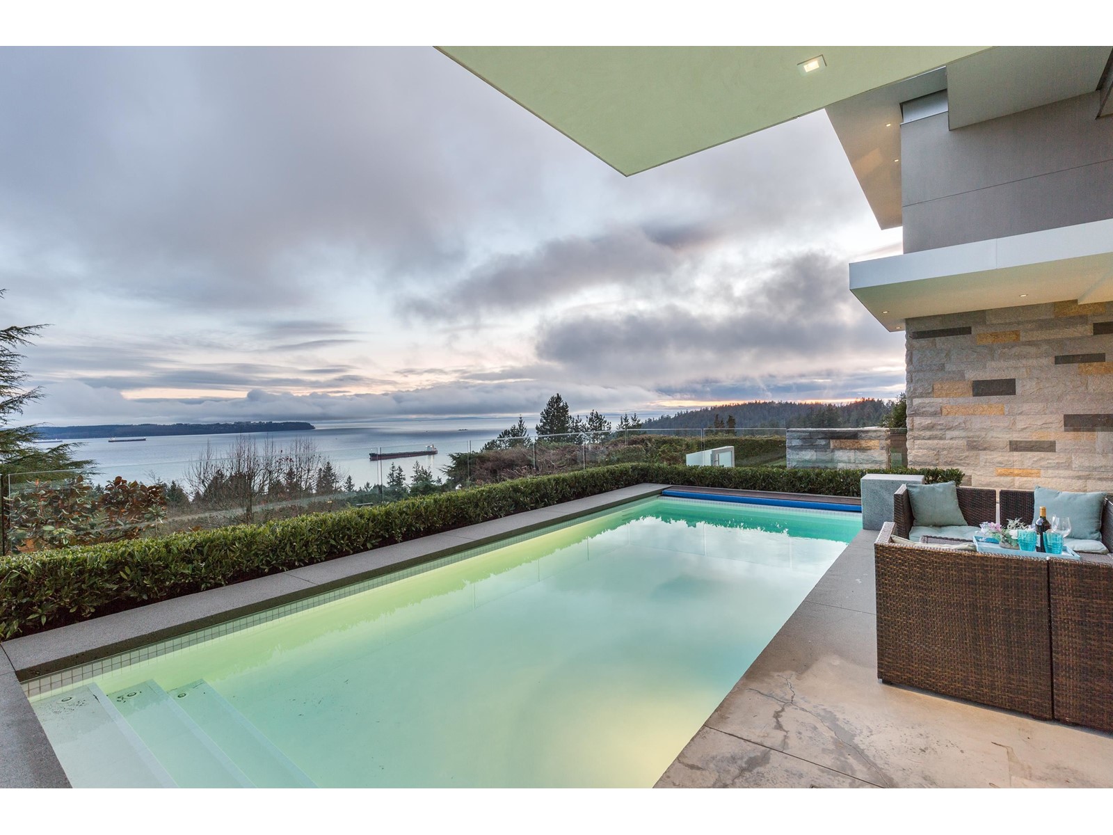 4313 Rockridge Road, West Vancouver, British Columbia  V7W 1A6 - Photo 5 - R2768858