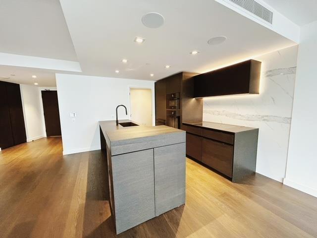 703 620 Cardero Street, Vancouver, British Columbia  V6G 0C7 - Photo 5 - R2768791