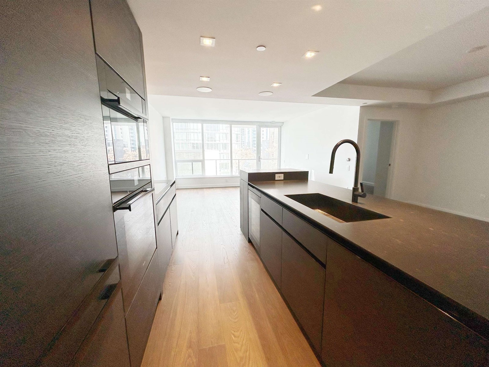 703 620 Cardero Street, Vancouver, British Columbia  V6G 0C7 - Photo 9 - R2768791