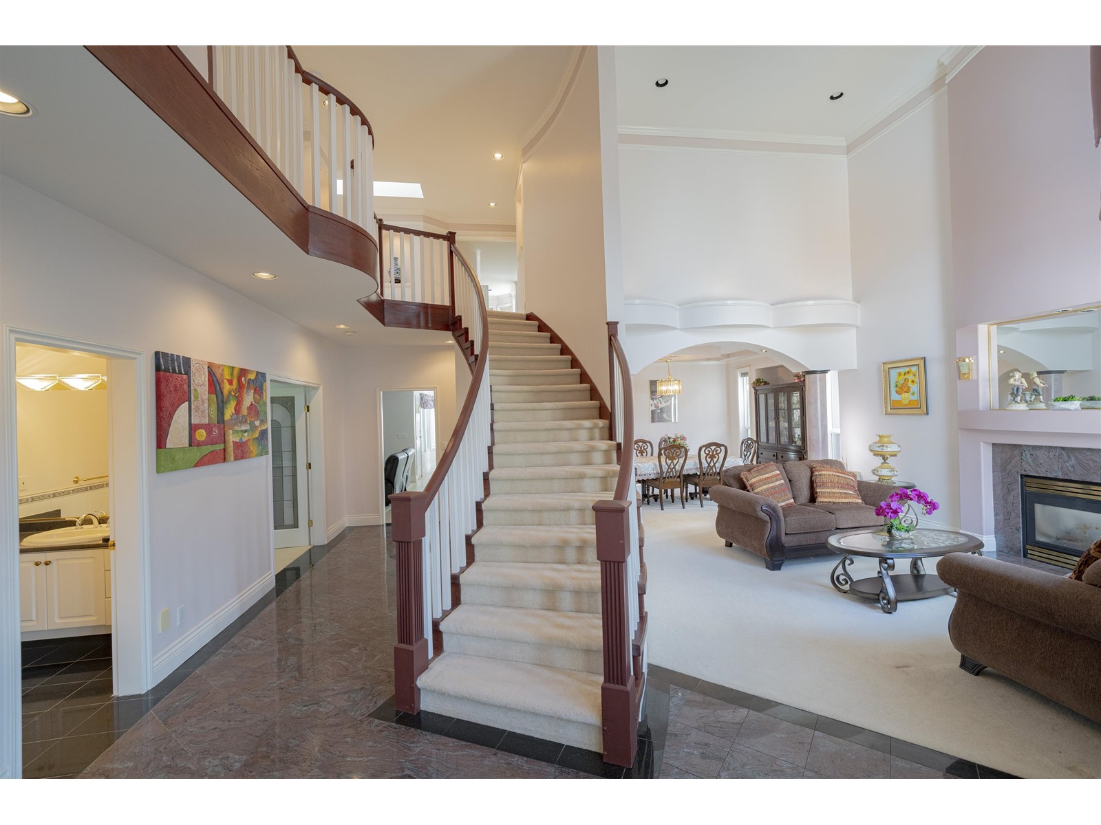 3155 Silverthrone Drive, Coquitlam, British Columbia  V3E 3C3 - Photo 3 - R2768875