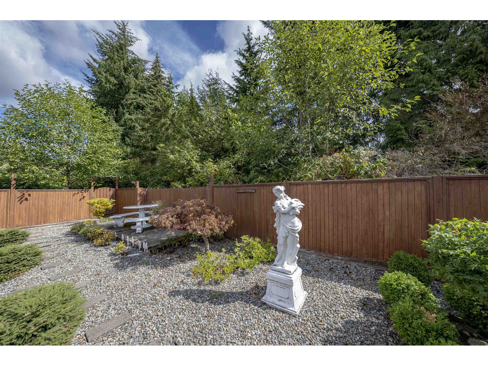 3155 Silverthrone Drive, Coquitlam, British Columbia  V3E 3C3 - Photo 39 - R2768875