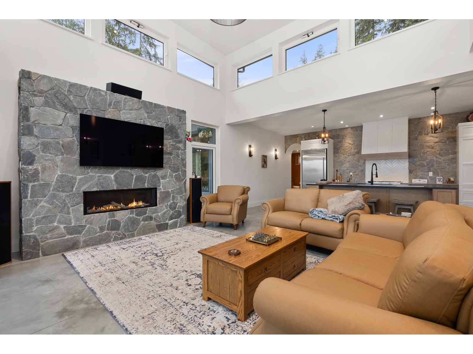 103 Witherby Road, Gibsons, British Columbia  V0N 1V6 - Photo 7 - R2756183
