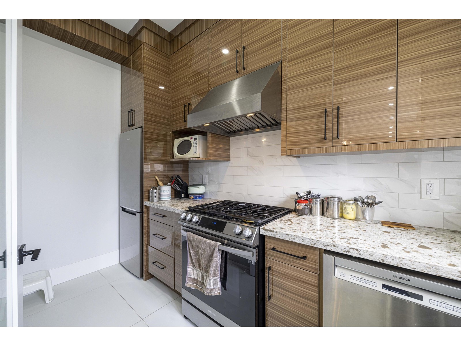 1816 Nanaimo Street, New Westminster, British Columbia  V3M 2G9 - Photo 21 - R2769454