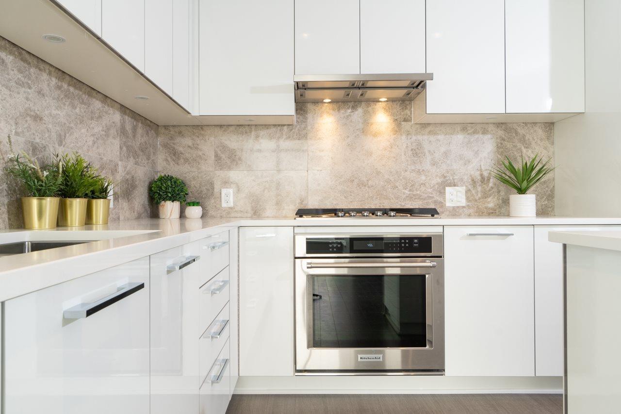 2601 6700 Dunblane Avenue, Burnaby, British Columbia  V5H 0J3 - Photo 3 - R2769360