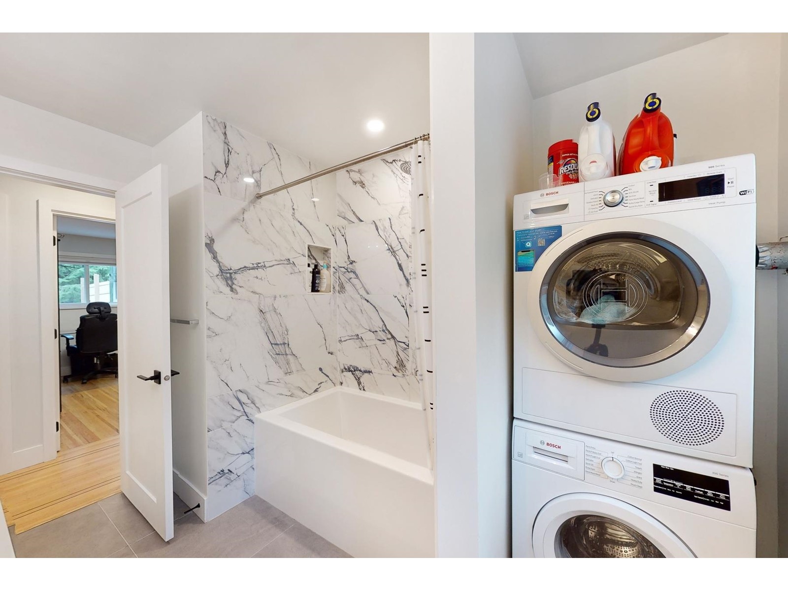 977 Clements Avenue, North Vancouver, British Columbia  V7R 2L1 - Photo 19 - R2769748