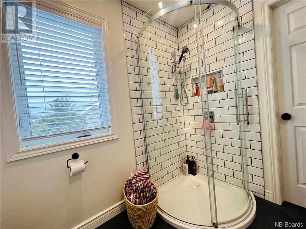 4 Cote Bleu, Bathurst, New Brunswick  E2A 3E8 - Photo 42 - NB085589