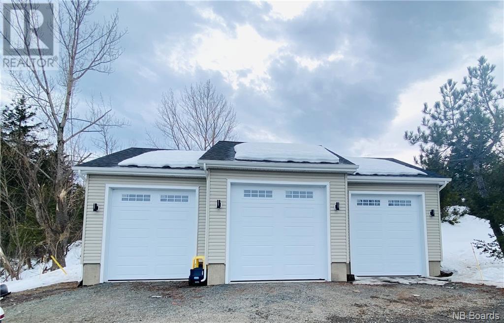 4 Cote Bleu, Bathurst, New Brunswick  E2A 3E8 - Photo 50 - NB085589