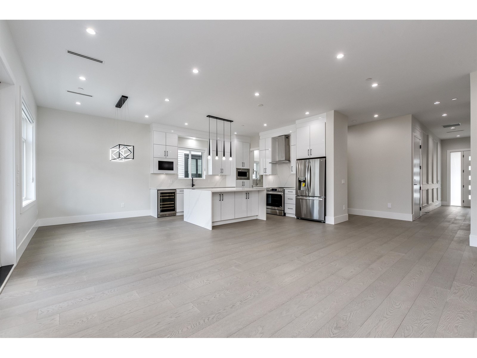 23087 134 Loop, Maple Ridge, British Columbia  V4R 2R5 - Photo 3 - R2764537