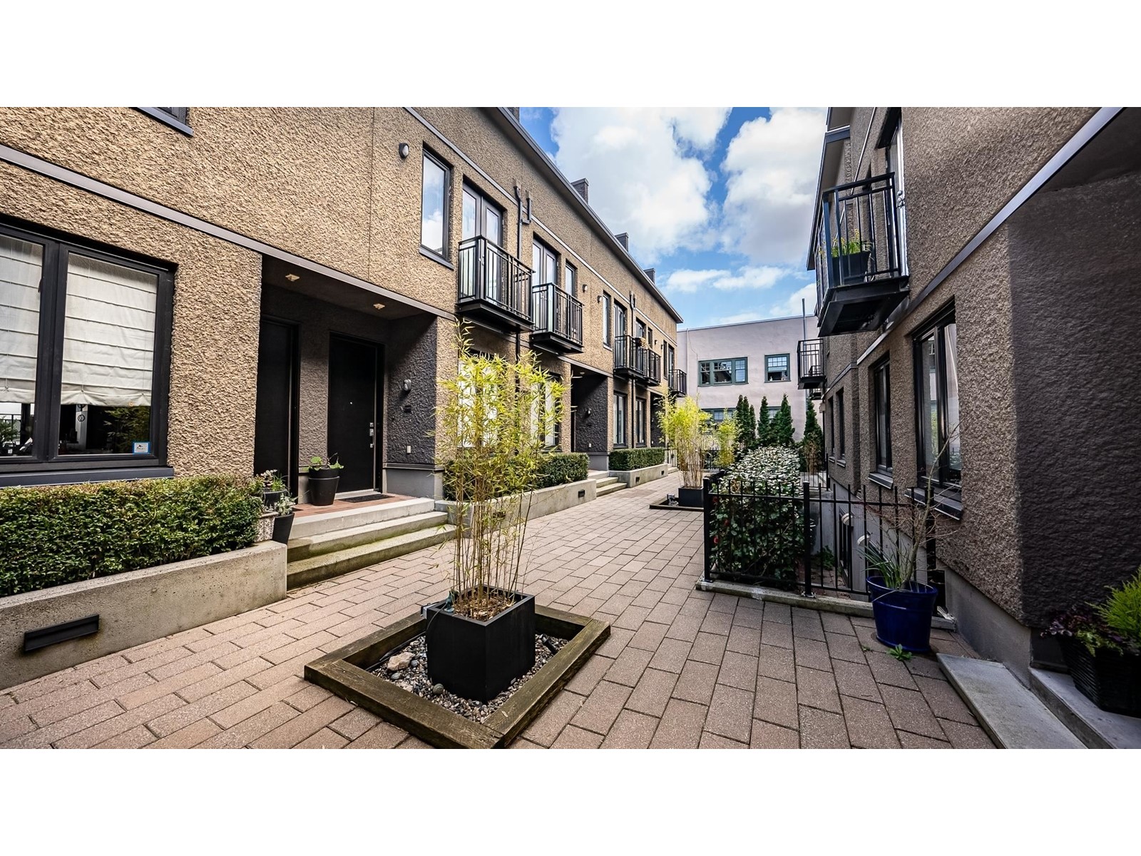 1427 W 11th Avenue, Vancouver, British Columbia  V6H 1K9 - Photo 22 - R2770181