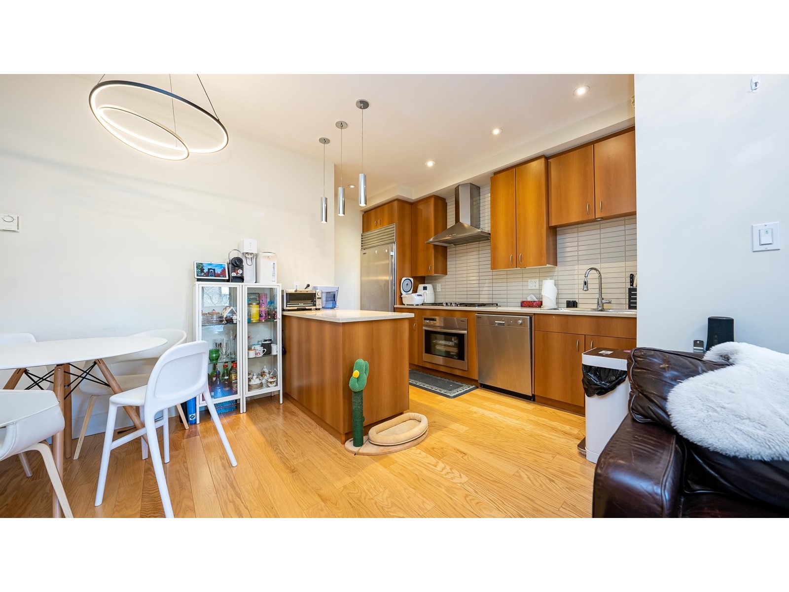 1427 W 11th Avenue, Vancouver, British Columbia  V6H 1K9 - Photo 4 - R2770181