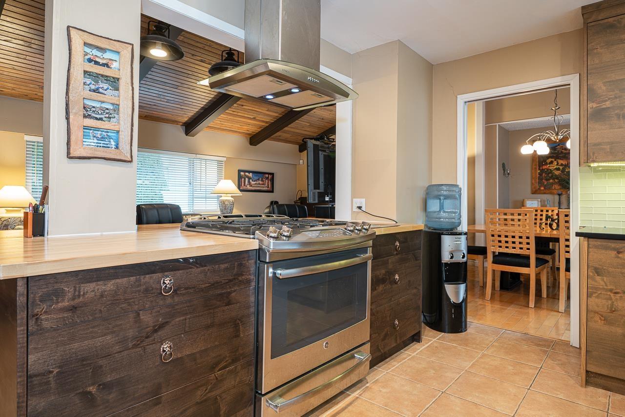 6671 Woodvale Crescent, Burnaby, British Columbia  V5B 2R6 - Photo 18 - R2752005