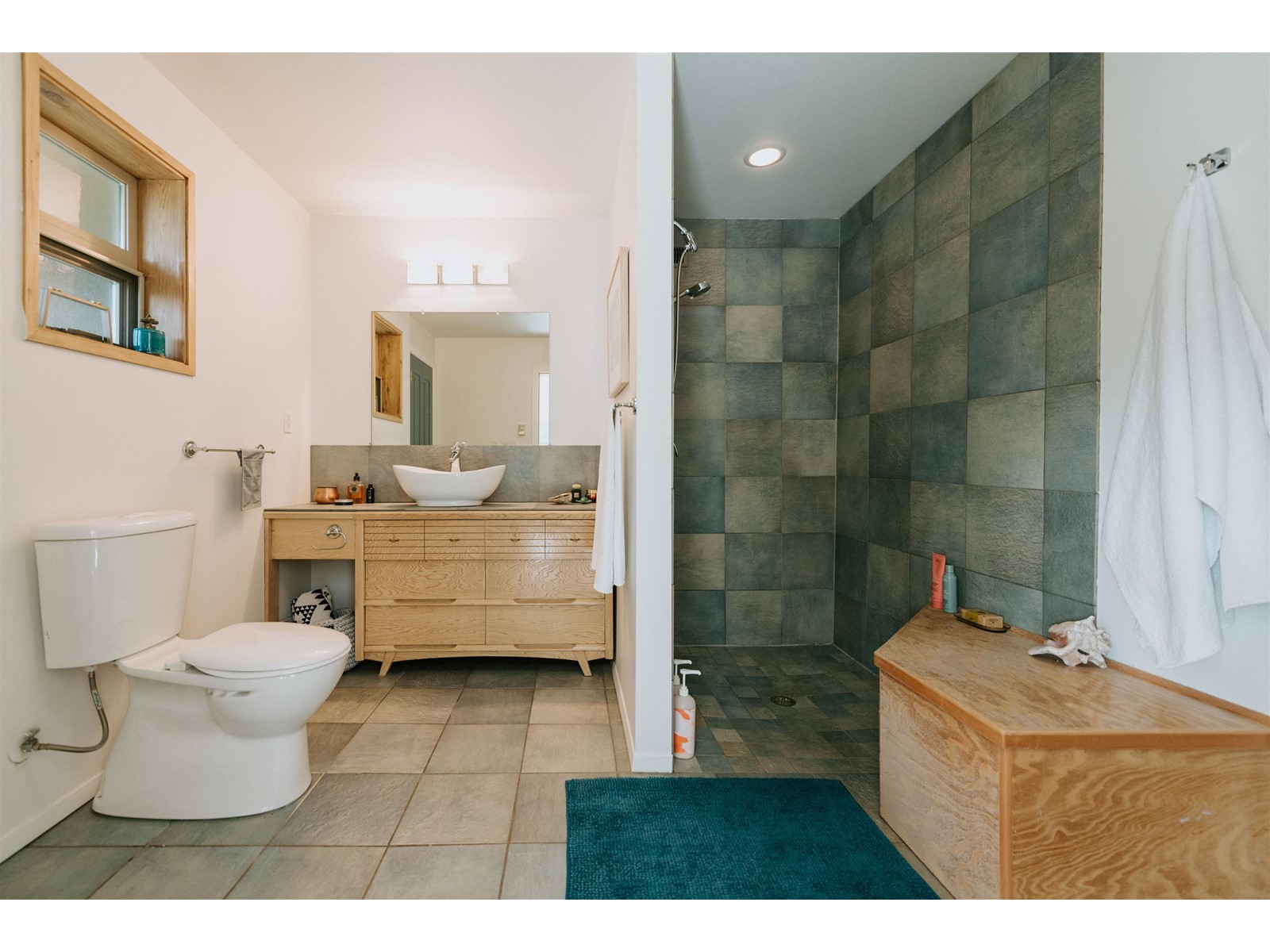 4975 Panorama Drive, Garden Bay, British Columbia  V0N 1S0 - Photo 24 - R2768297