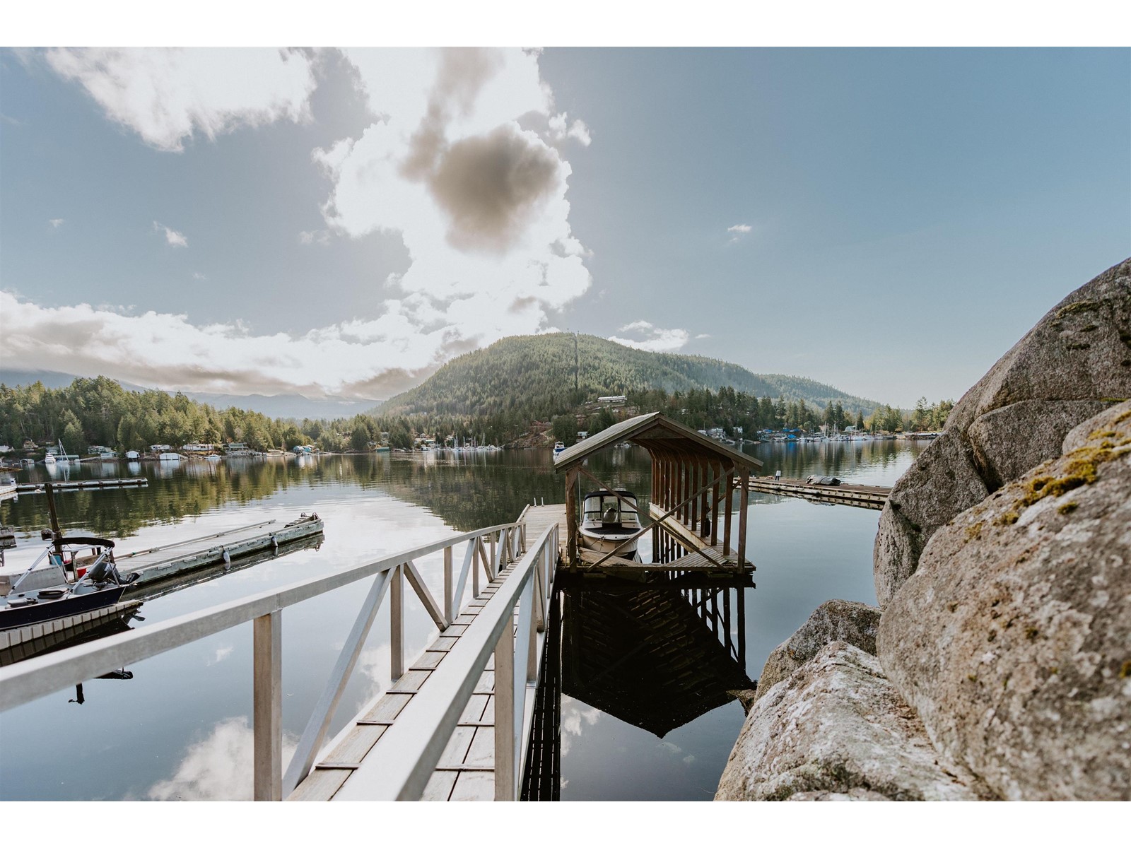 4975 Panorama Drive, Garden Bay, British Columbia  V0N 1S0 - Photo 1 - R2768297