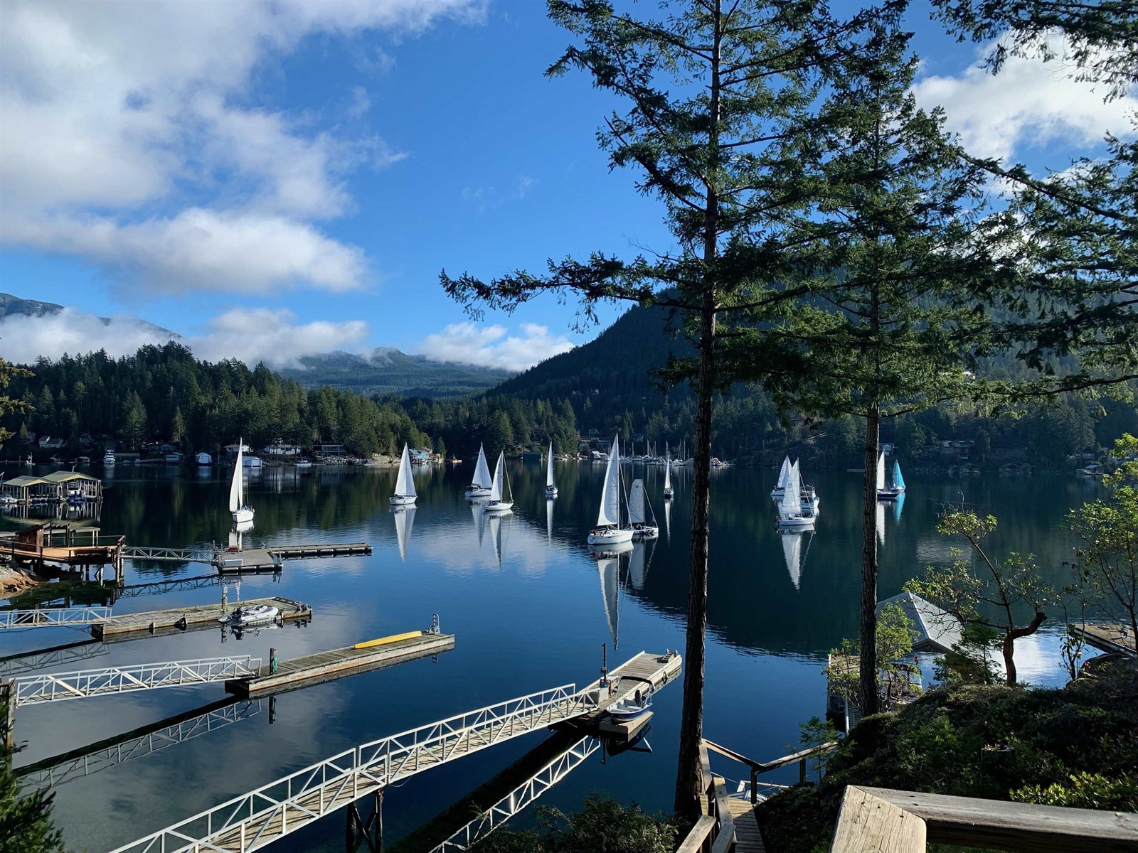 4975 Panorama Drive, Garden Bay, British Columbia  V0N 1S0 - Photo 40 - R2768297