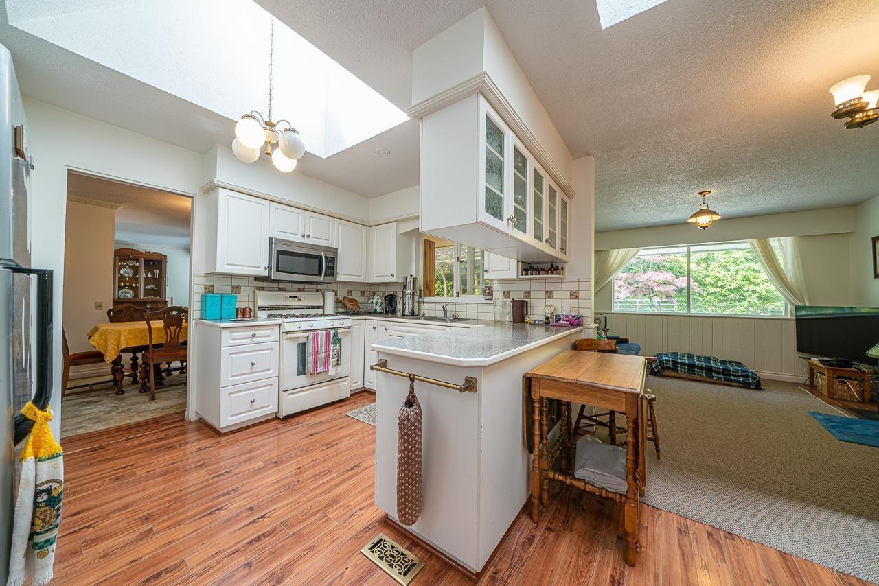5725 Cranley Drive, West Vancouver, British Columbia  V7W 1S7 - Photo 17 - R2771163