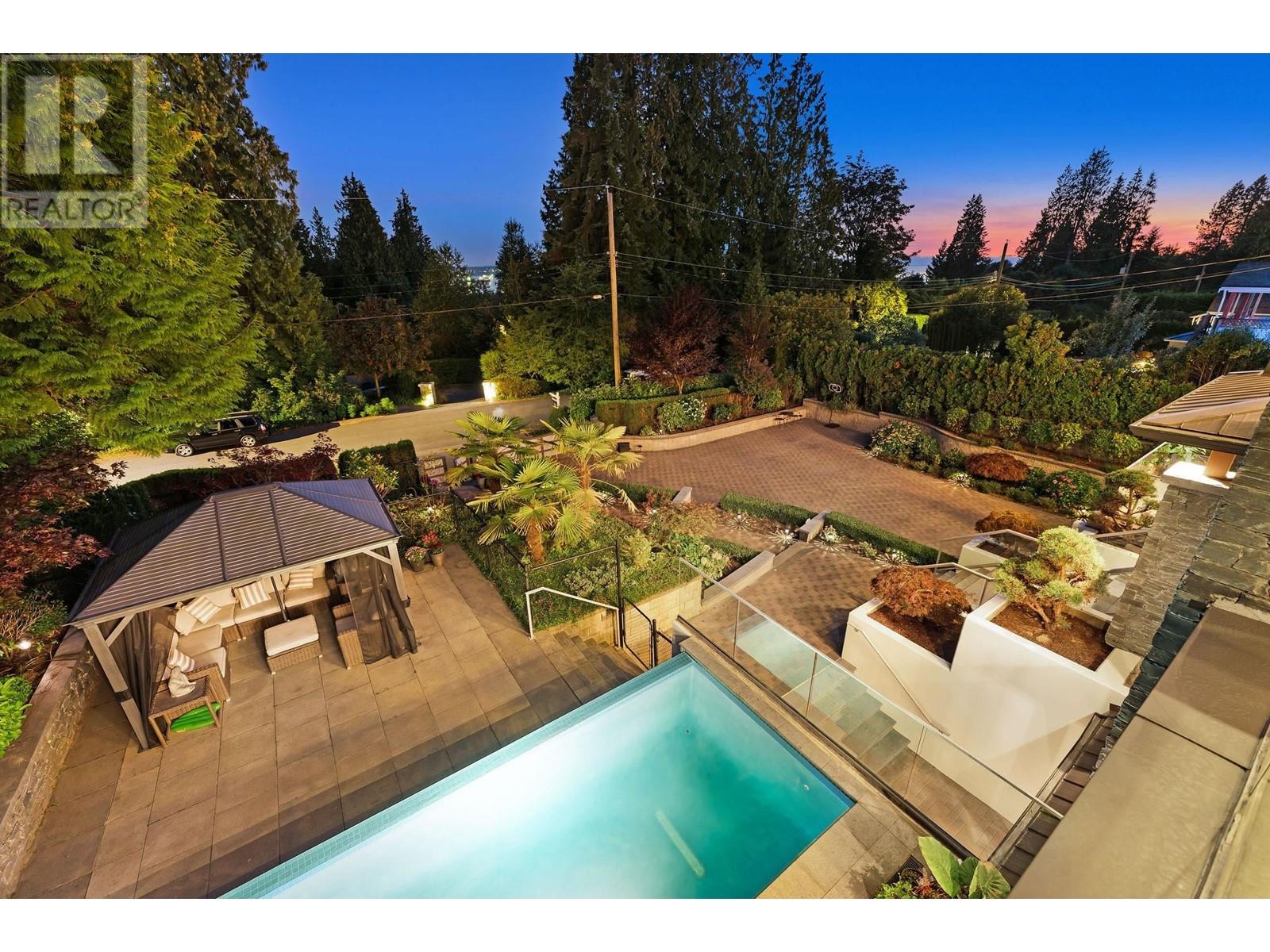 1665 Ottawa Avenue, West Vancouver, British Columbia  V7V 2S2 - Photo 2 - R2772374