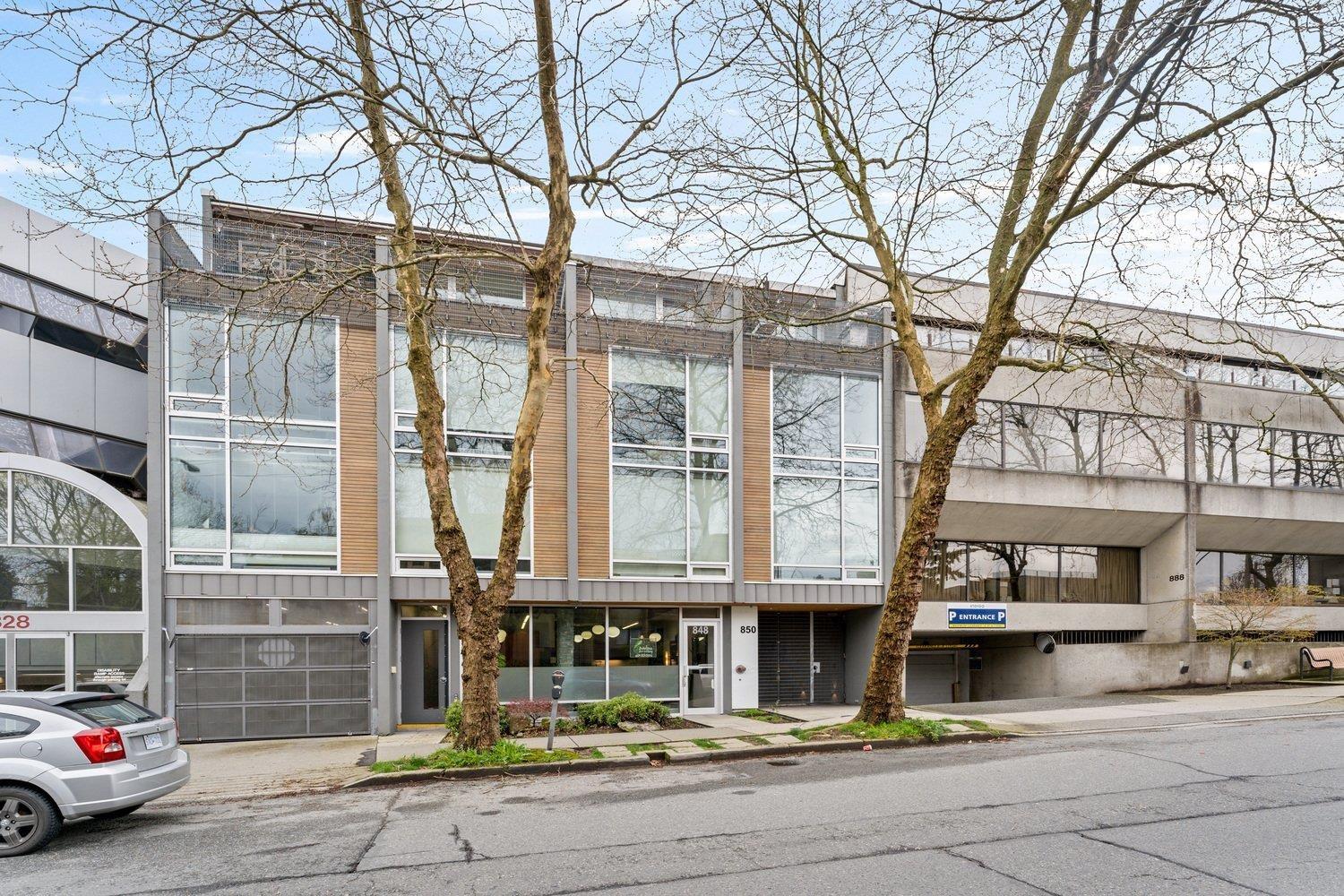 848 W 8TH AVENUE, vancouver, British Columbia