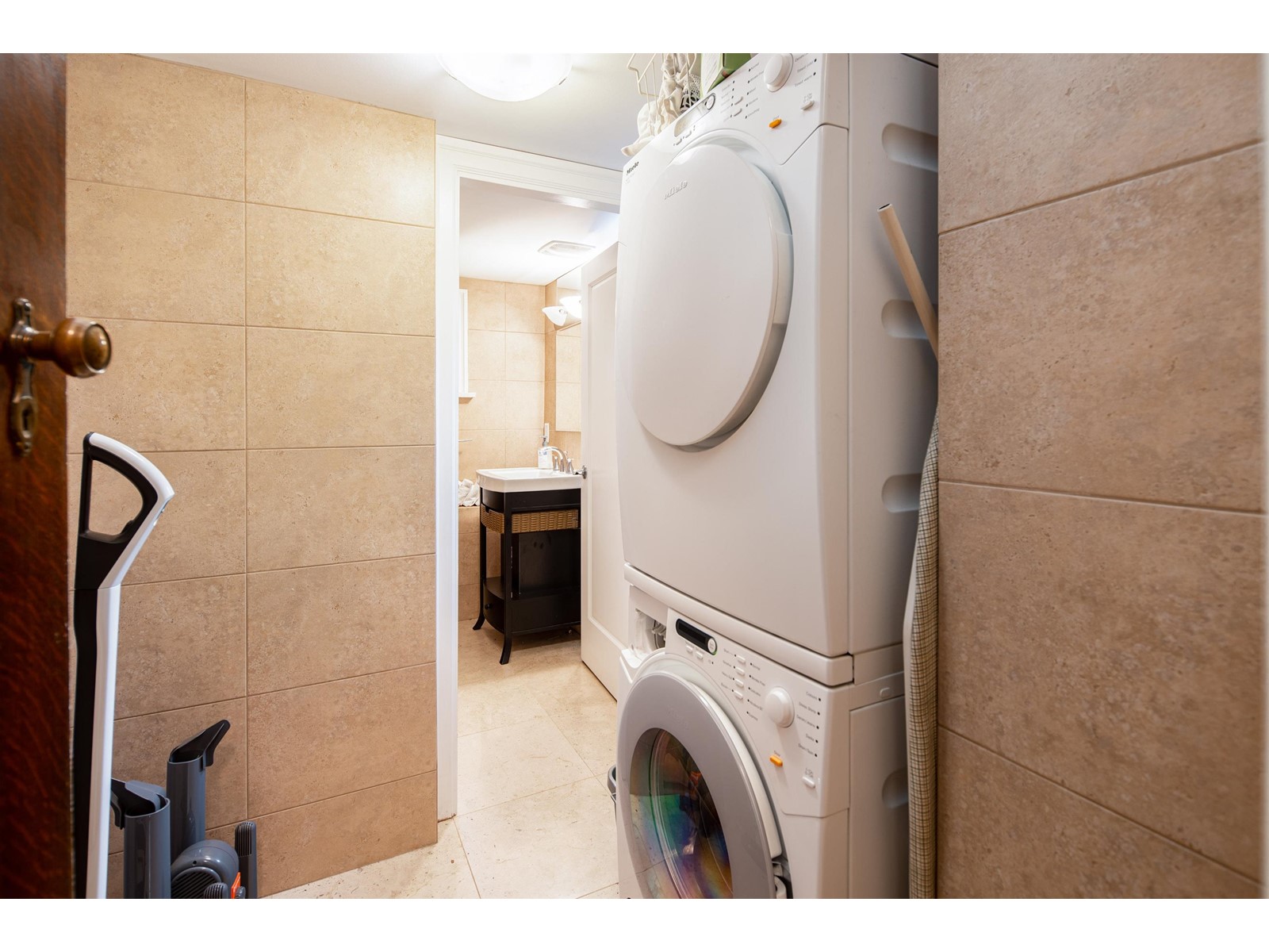 1678 Somerset Crescent, Vancouver, British Columbia  V6M 1S4 - Photo 21 - R2758826