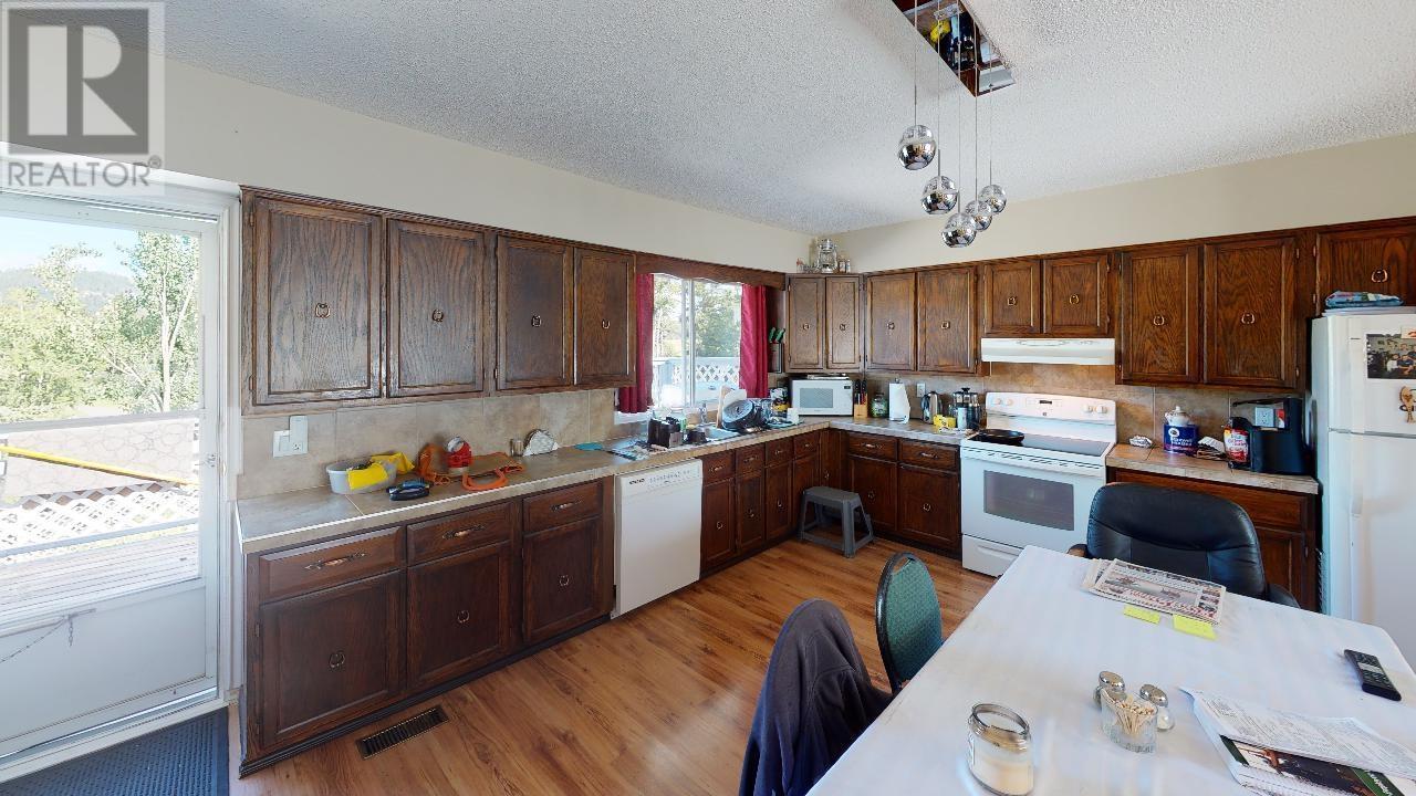 997 Alder Avenue, 100 Mile House, British Columbia  V0K 2E0 - Photo 8 - R2758884