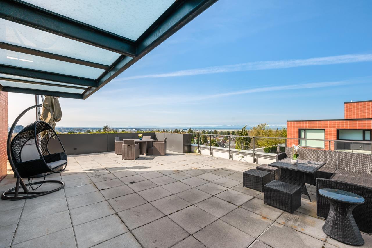 801 1561 W 57th Avenue, Vancouver, British Columbia  V6P 0H5 - Photo 2 - R2770233