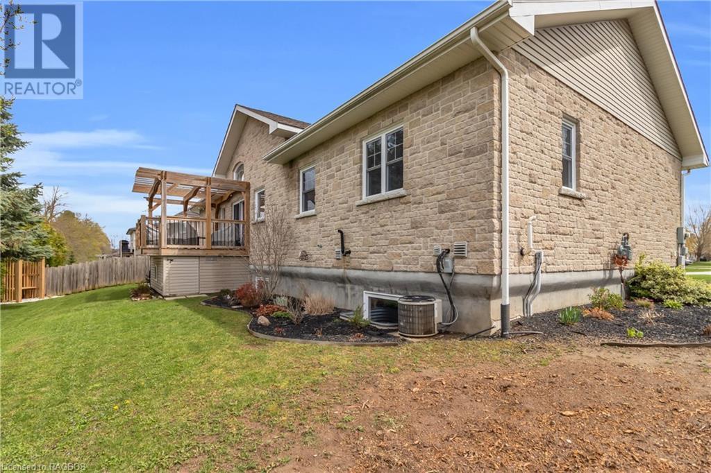 156 16th Avenue Crescent, Hanover, Ontario  N4N 3V3 - Photo 45 - 40387796