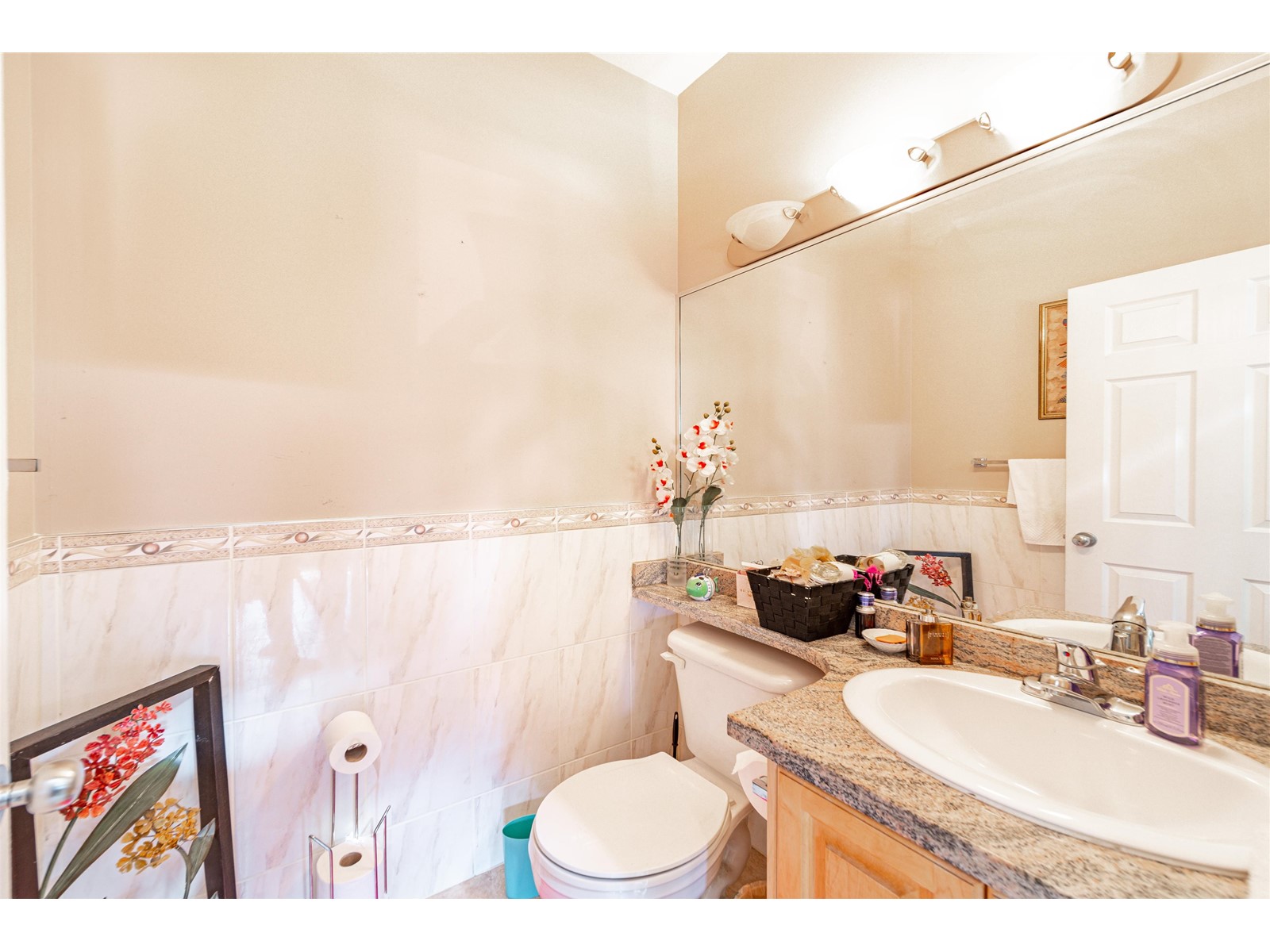 735 Smith Avenue, Coquitlam, British Columbia  V3J 2W8 - Photo 13 - R2773171