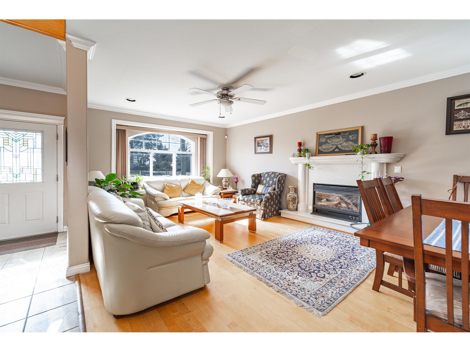 735 Smith Avenue, Coquitlam, British Columbia  V3J 2W8 - Photo 4 - R2773171