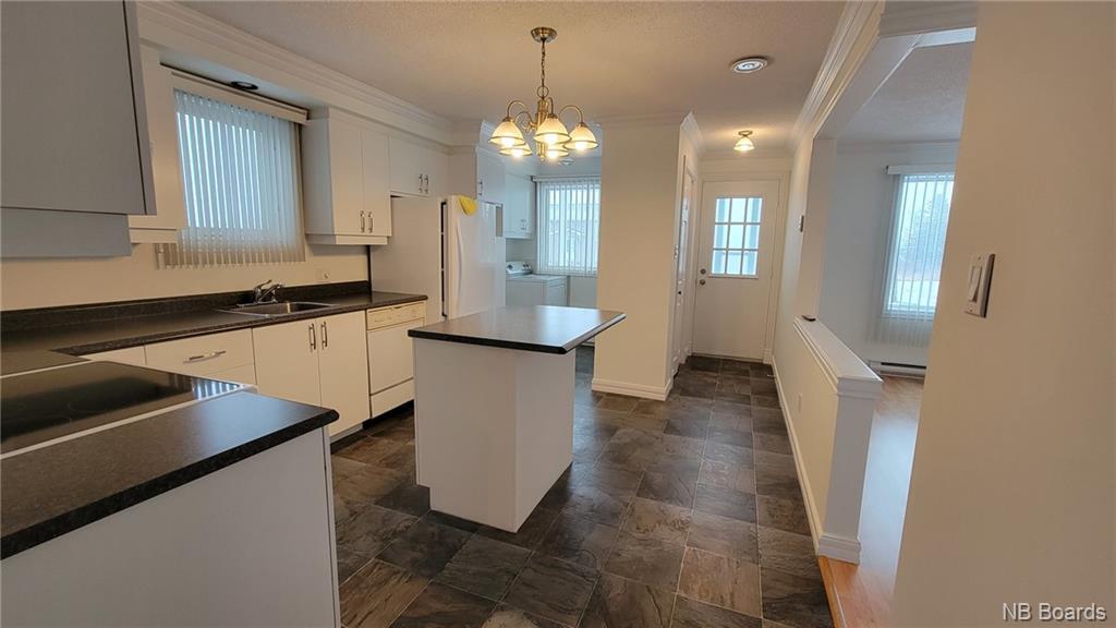 22 Rue Du Pecheur Sud, Lamèque, New Brunswick  E8T 1L1 - Photo 3 - NB082699