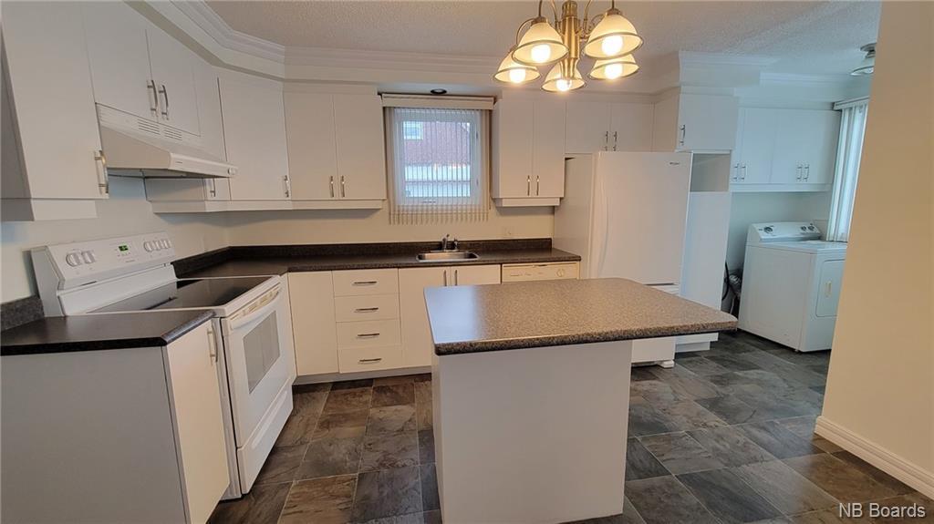 22 Rue Du Pecheur Sud, Lamèque, New Brunswick  E8T 1L1 - Photo 2 - NB082699