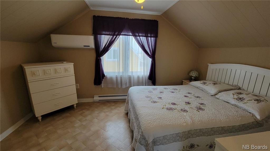 22 Rue Du Pecheur Sud, Lamèque, New Brunswick  E8T 1L1 - Photo 12 - NB082699