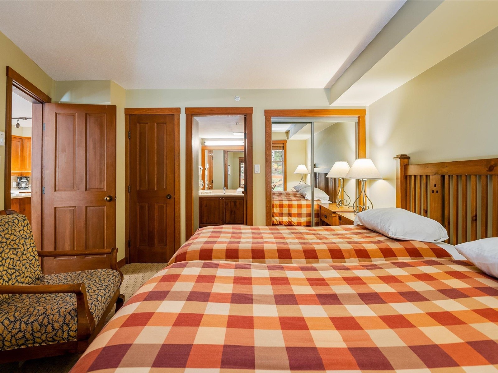 211g3 4653 Blackcomb Way, Whistler, British Columbia  V8E 0Y9 - Photo 12 - R2770017