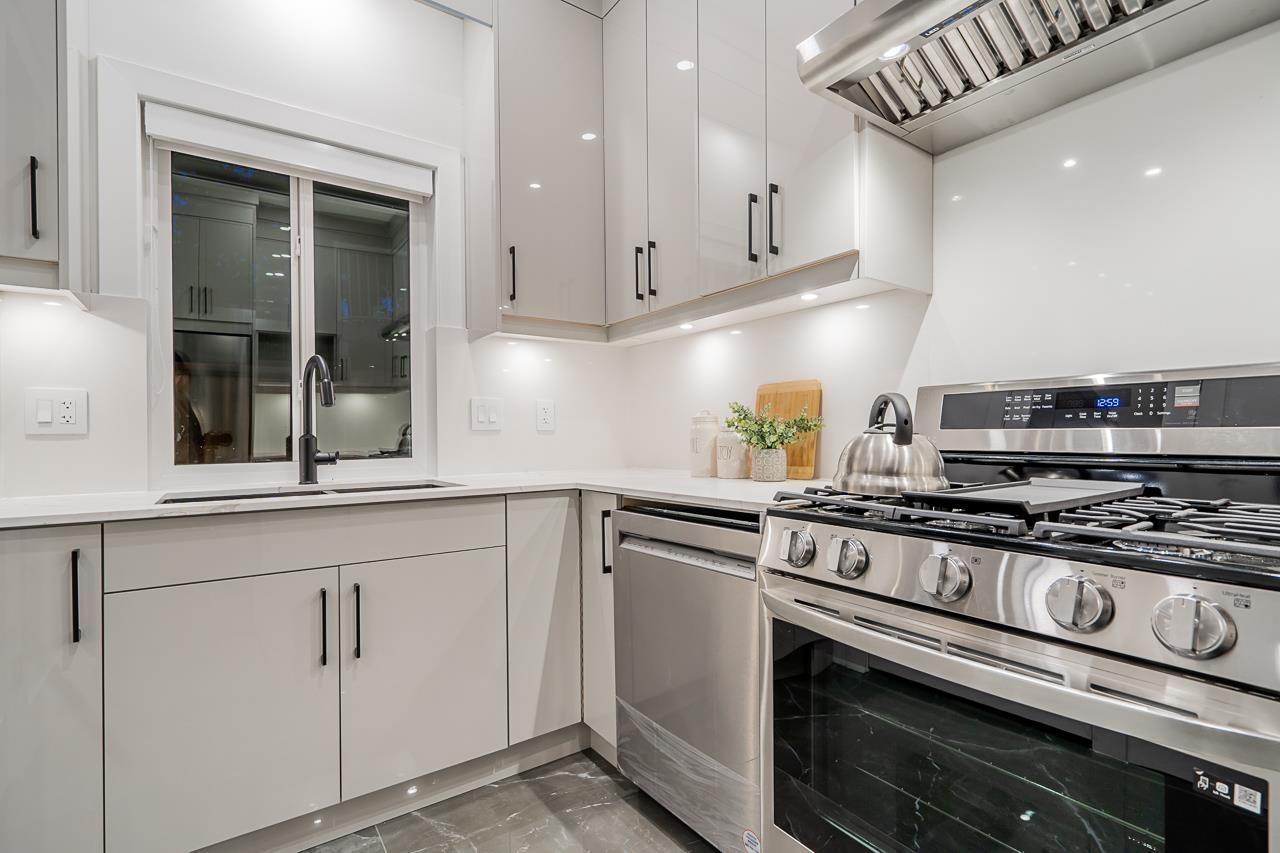 7740 Rosewood Street, Burnaby, British Columbia  V5E 2H1 - Photo 13 - R2773572