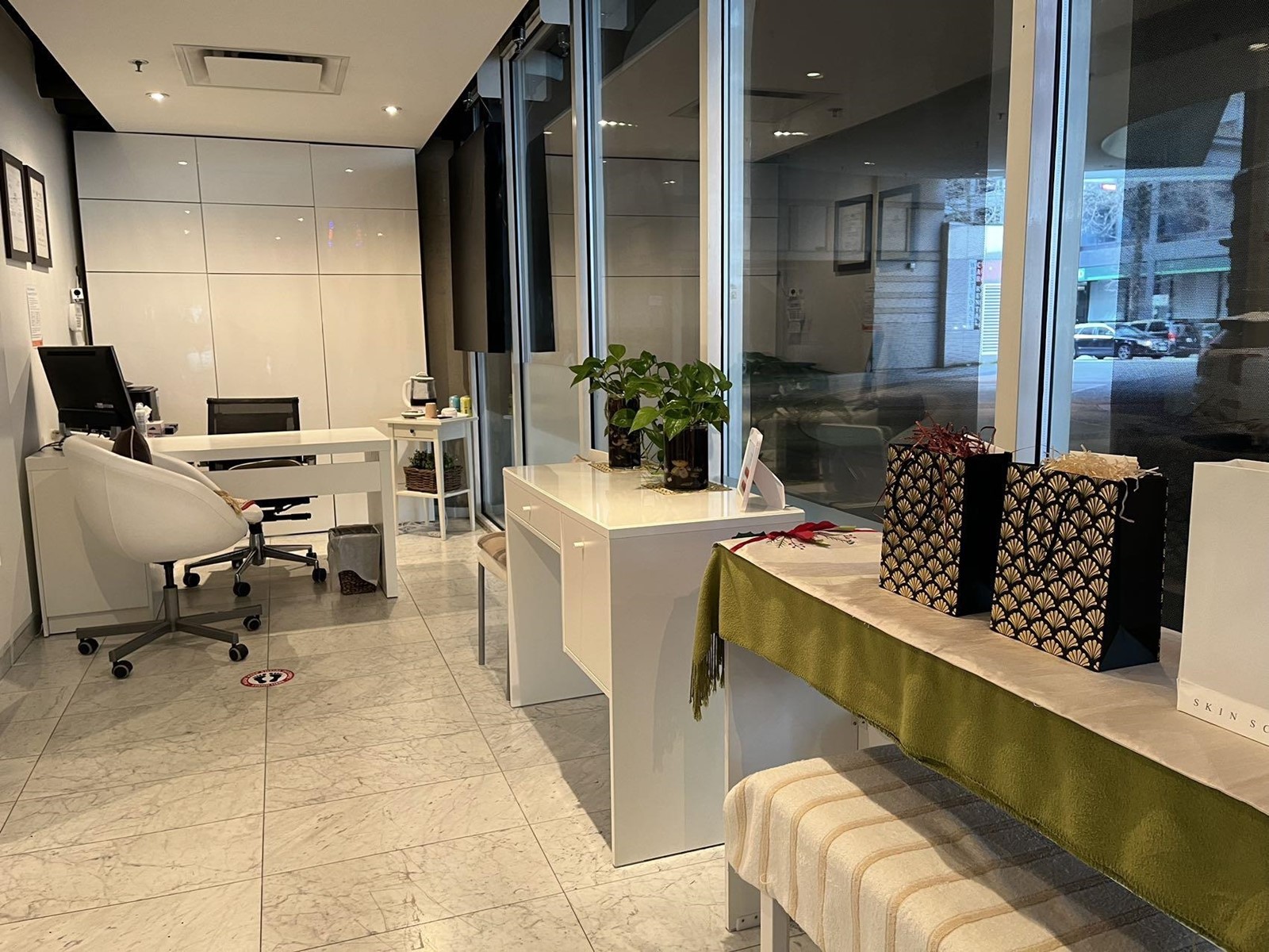 1150 W Hastings Street, Vancouver, British Columbia  V6E 4R5 - Photo 4 - C8051259